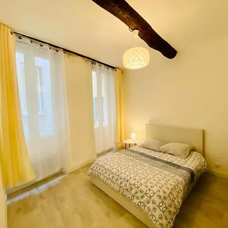 Vieux T4 - 55 M² Entièrement Rénové En 2021