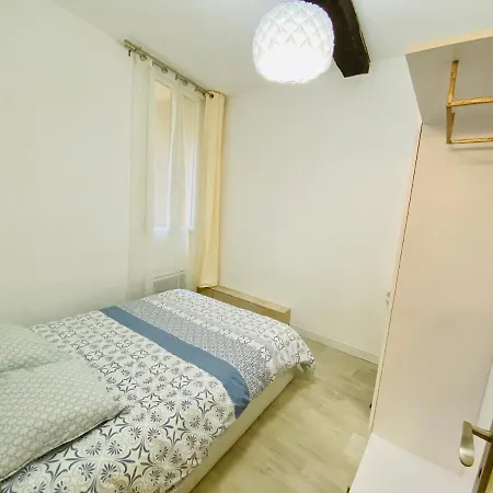 Vieux T4 - 55 M² Entièrement Rénové En 2021 Niza